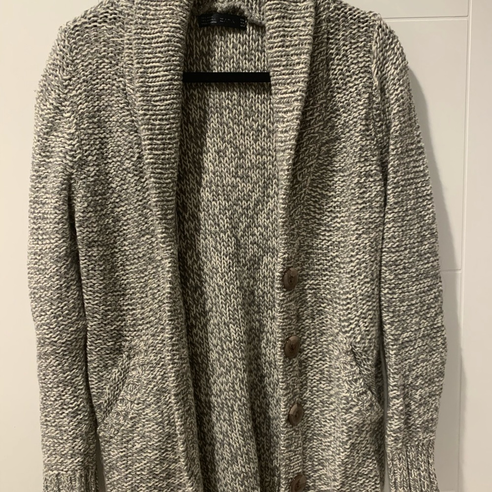 SALE! 2 sweaters $25 1 for $15 & 2 for 12.50 each!